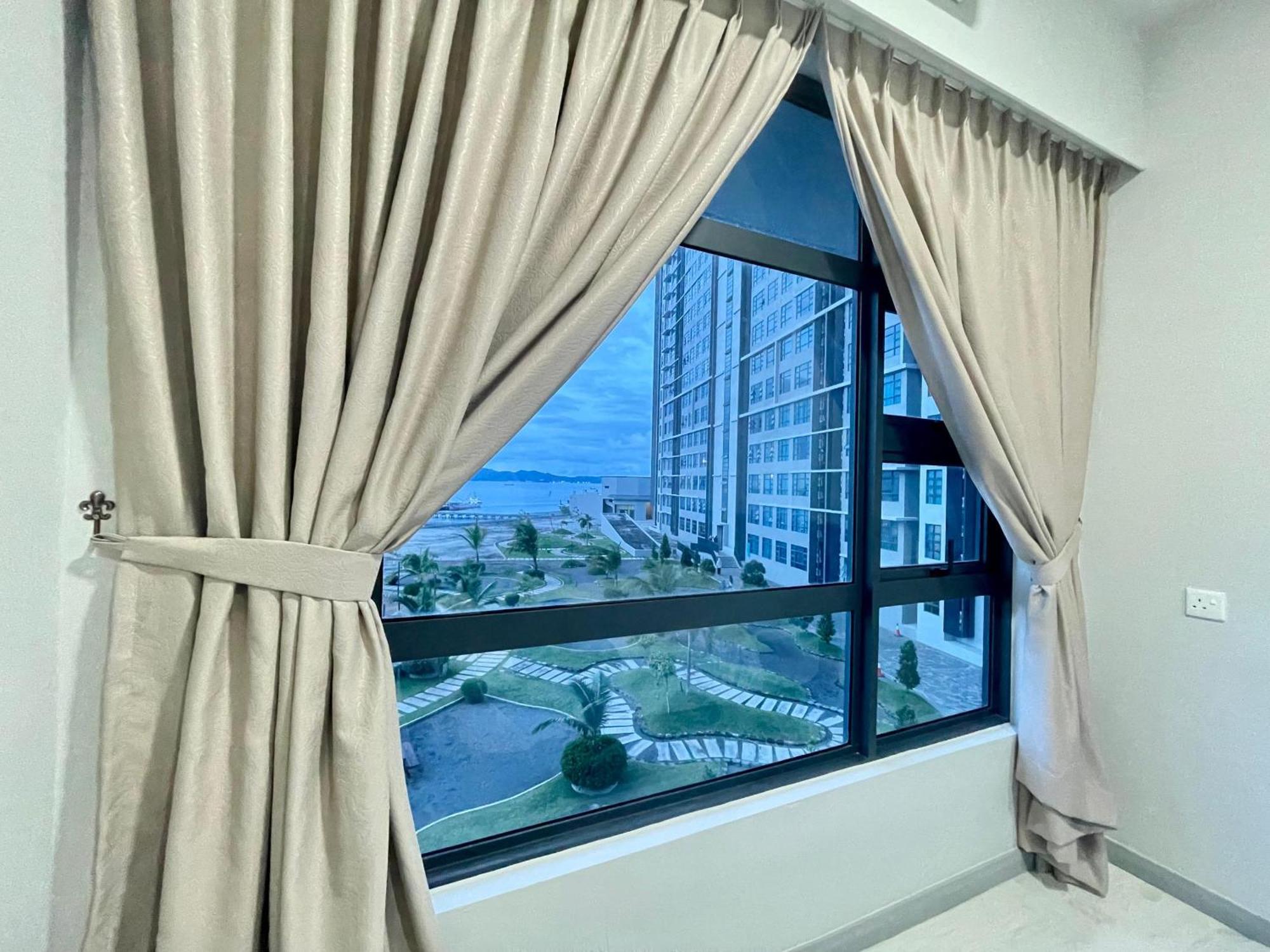 Jesselton Quay Sea & Pool View For 6 Pax Apartment Kota Kinabalu Luaran gambar