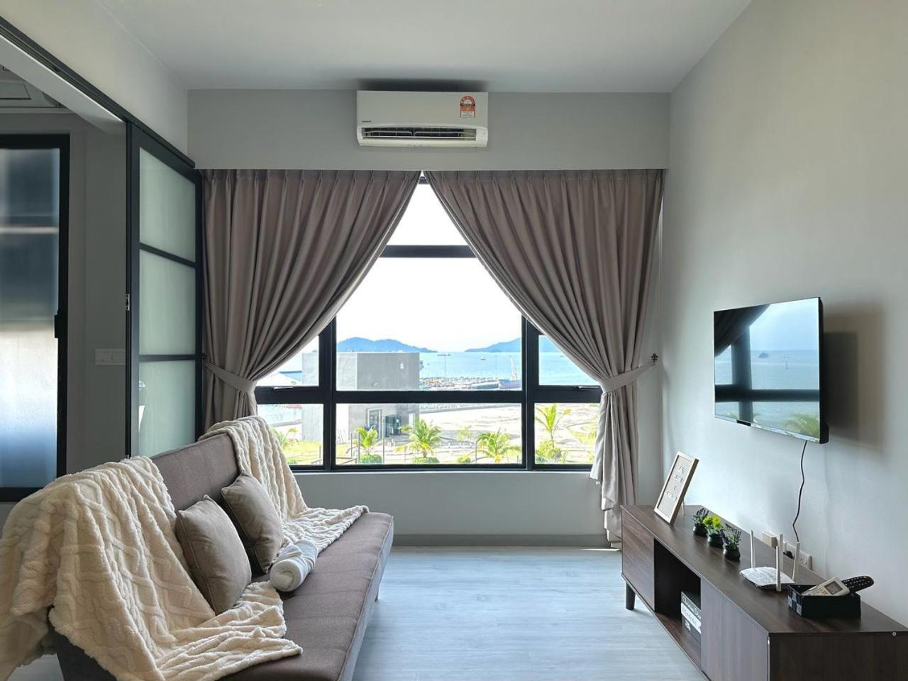 Jesselton Quay Sea & Pool View For 6 Pax Apartment Kota Kinabalu Luaran gambar